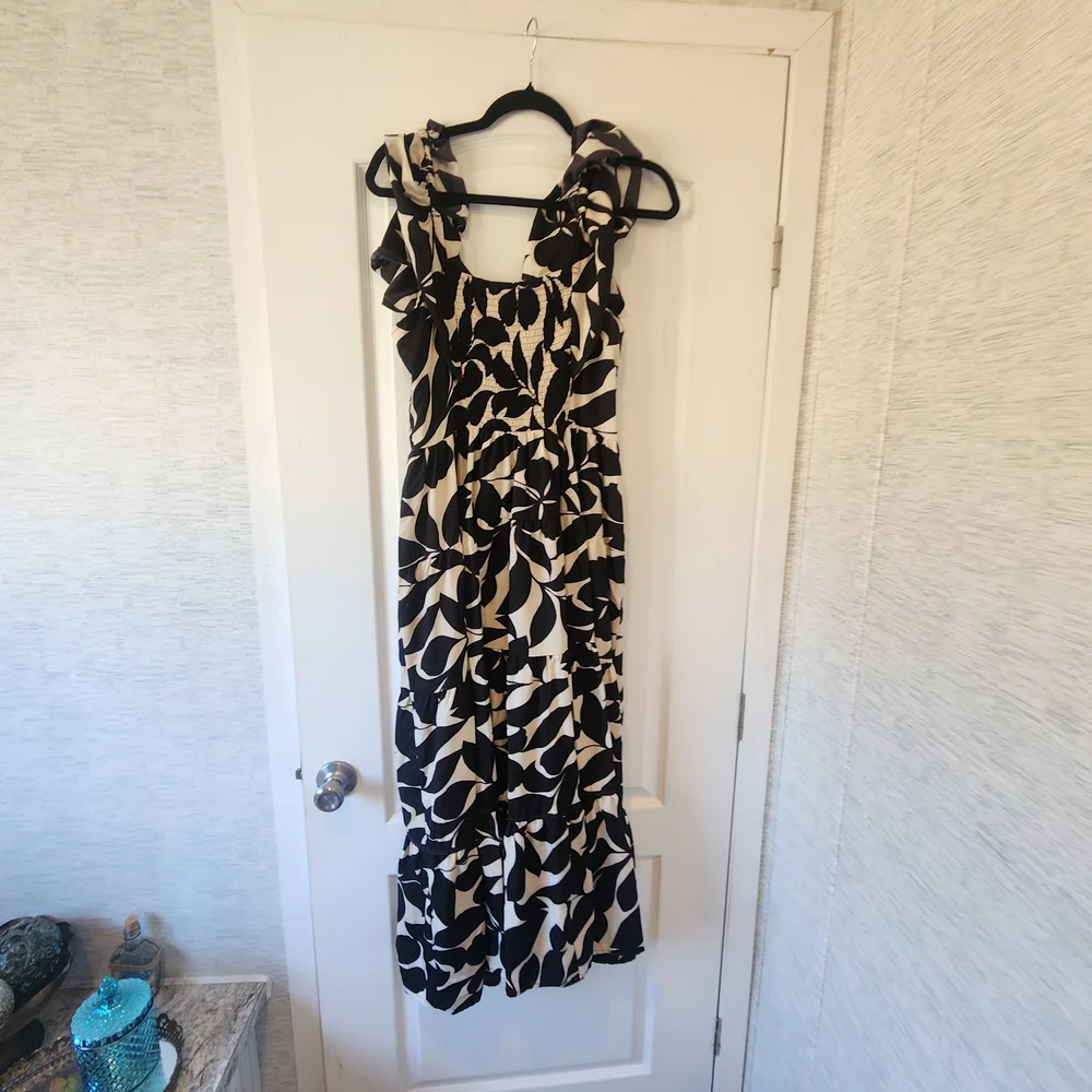 Umgee Black and White Maxi Dress Size L Euc - Picture 4 of 4